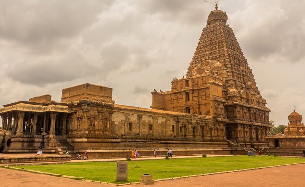 Brihadeeswarar Temple